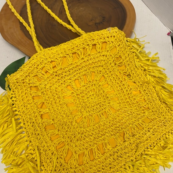 MW Most Wanted Yellow Woven Macrame Raffia Tote bag - Picture 3 of 8